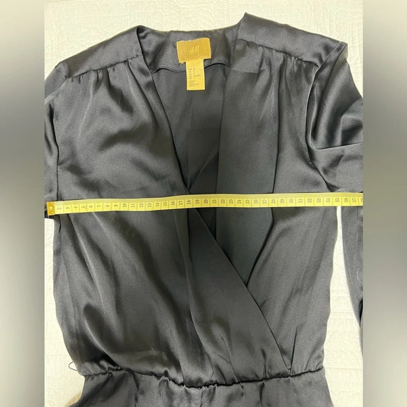 H&M SATIN JUMPSUIT Size2 - Picture 4 of 14